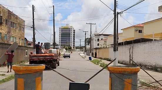 Evacuação do bairro deve seguir a direção da Avenida Fernandes Lima | Arquivo / TNH1