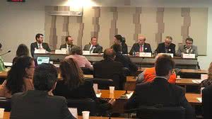 Especialistas falam sobre possíveis causas no bairro do Pinheiro. | TV Pajuçara