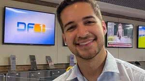 Imagem Jornalista da Globo é esfaqueado e está em estado grave; vídeo mostra ação de criminosos