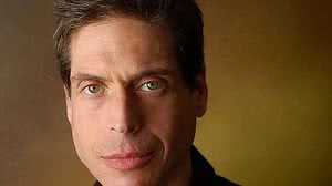 Rubéns Caribé foi um disputado galã de novelas nos anos 90 | Foto: Reprodução / Instagram