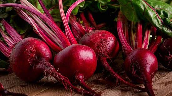 Imagem Beterraba ajuda a prevenir 12 doenças, segundo especialistas; saiba quais