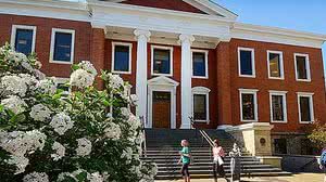 Prédio da faculdade de administração da Universidade de Akron | Divulgação