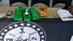 Drogas, balança e dinheiro foram apreendidos | Bope / Cortesia ao TNH1