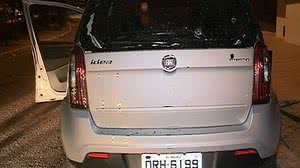 Os militares conseguiram interceptar o carro próximo ao Riacho do Sapo, no Poço. | Reprodução/ TV Pajuçara