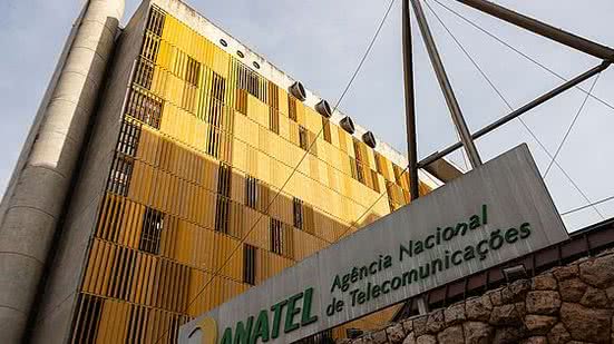 © André Luís Pires de Carvalho