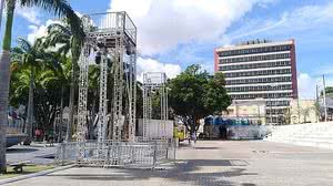 A preparação do local para o show | Letícia Sobreira/TNH1