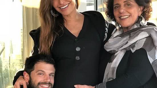 Imagem Sabrina Sato comemora 27 semanas de sua gestação com foto "nua" nas redes sociais