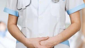 Imagem Homem agride enfermeira por ter vacinado sua esposa ‘sem a permissão dele’