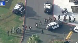 Imagem Ataque a tiros deixa 1 morto e 4 feridos em escola na Califórnia