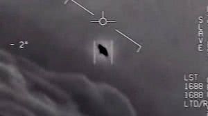 Imagem Marinha dos EUA confirma veracidade de três vídeos de 'OVNIs'