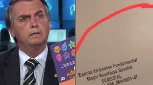 Livro mostrado por Bolsonaro é diferente do exemplar com carimbo de escola | Reprodução / Twitter