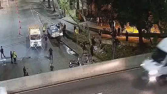 O local do acidente logo após ele ter ocorrido | Centro de Operações Rio/Reprodução