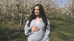 Instagram / afshanazad