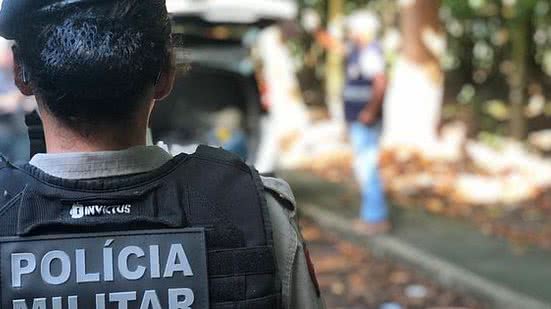 Polícia encontrou corpo próximo ao mangue | | Henrique Pereira / TV Pajuçara