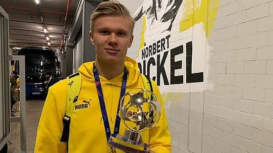 Divulgação / Twitter Borussia Dortmund