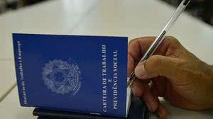 Imagem Reforma trabalhista completa um ano neste domingo