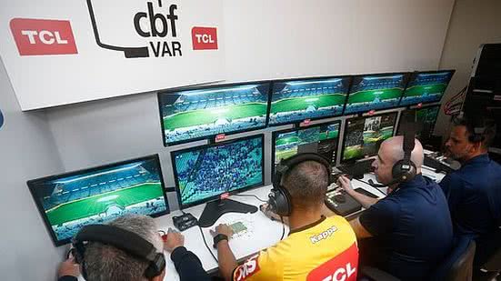 VAR foi utilizado na reta final da Copa do Brasil | Lívia Villas-Boas / Staff Images