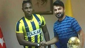 Imagem Engano ou exame? Atacante é contratado e demitido em 24 horas na Turquia