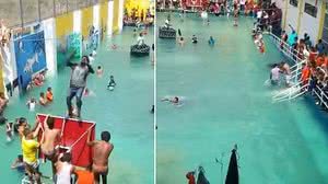 Imagem Presos transformam pátio de presídio em piscina; veja o vídeo