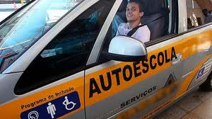 Para facilitar o cumprimento da exigência, a proposta isenta os centros de formação de condutores do pagamento de Imposto Sobre Produtos Industrializados (IPI) na aquisição dos veículos adaptados | Sílvio Rocha/Prefeitura de Aracaju