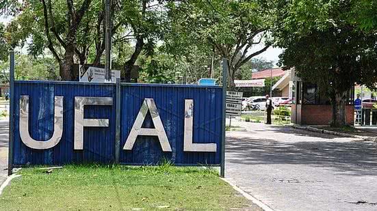 Imagem Novos alunos da UFAL devem apresentar comprovante de vacinação a partir desta 5ª