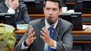 O autor da proposta, deputado Gilson Marques | Pablo Valadares / Câmara dos Deputados