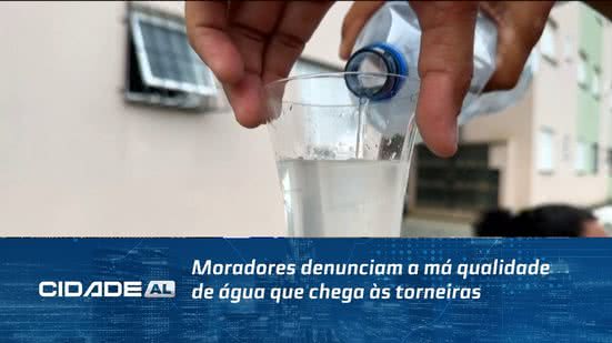 Moradores denunciam a má qualidade de água que chega às torneiras