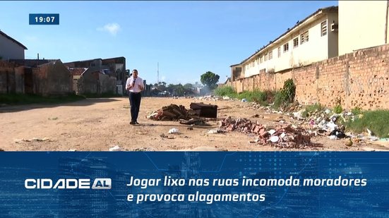 Velho Problema em Maceió: Jogar lixo nas ruas incomoda moradores e provoca alagamentos