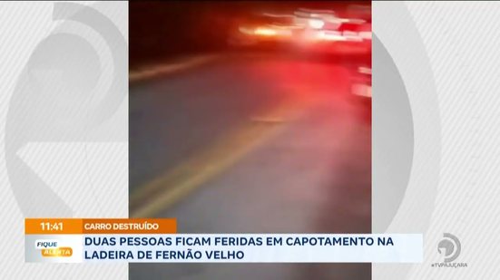 Duas pessoas ficam feridas em capotamento na Ladeira de Fernão Velho