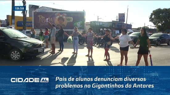 Protesto: Pais de alunos denunciam diversos problemas no Gigantinhos do Antares