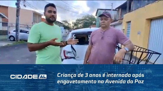 Criança de 3 anos é internada após engavetamento na Avenida da Paz no Jaraguá