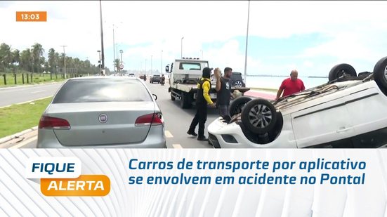 Carros de transporte por aplicativo se envolvem em acidente no Pontal