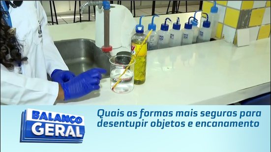 Veja como desentupir vaso e ralos sem danificar o encanamento