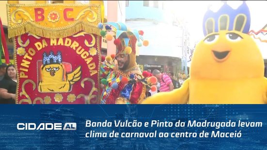 Banda Vulcão e Pinto da Madrugada levam clima de carnaval ao centro de Maceió