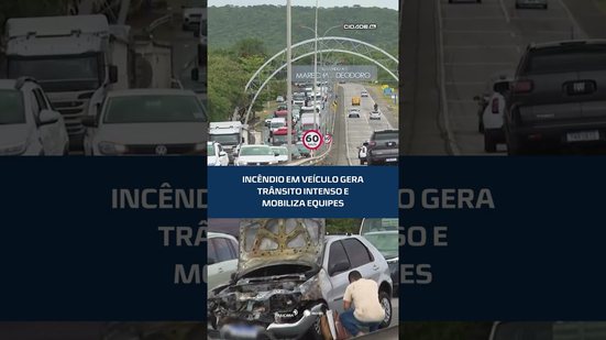 Carro em chamas provoca congestionamento em via movimentada #CidadeAL