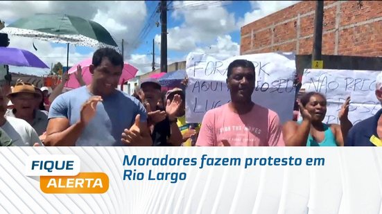 Moradores fazem protesto em Rio Largo