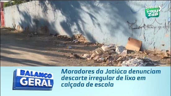 Moradores da Jatiúca denunciam descarte irregular de lixo em calçada de escola