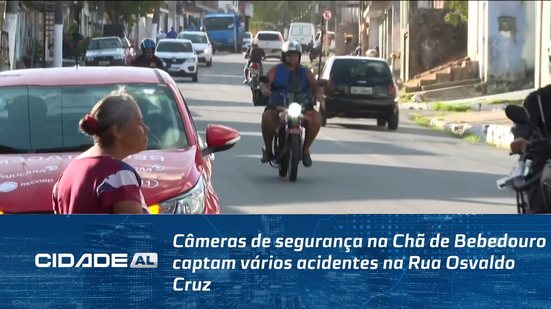 Câmeras de segurança na Chã de Bebedouro captam vários acidentes na Rua Osvaldo Cruz