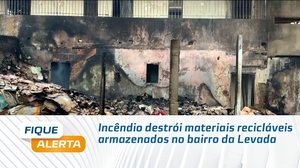 Incêndio destrói materiais recicláveis armazenados no bairro da Levada