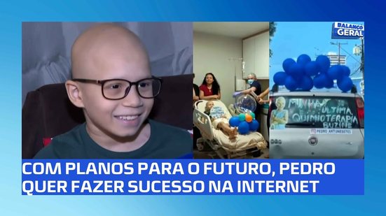 Mãe leva criança de 8 anos para última sessão de quimioterapia e vídeo viraliza nas redes sociais
