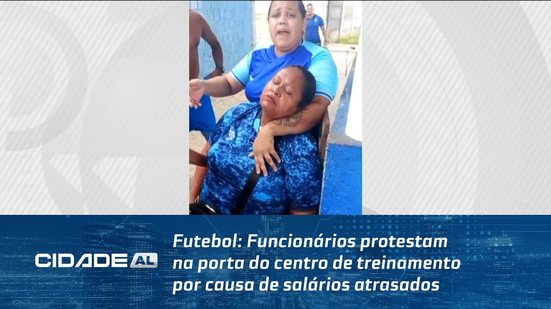 Futebol: Funcionários protestam na porta do centro de treinamento por causa de salários atrasados