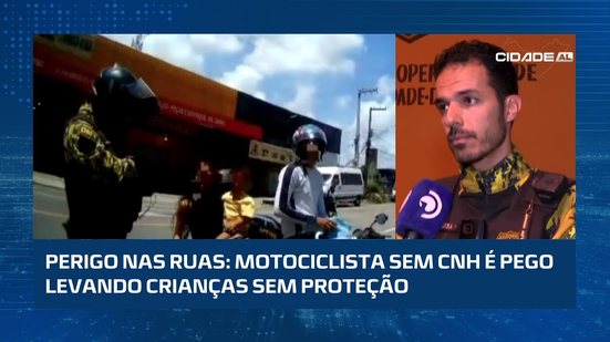 FLAGRANTE: motociclista sem habilitação é visto com duas crianças sem capacete em Maceió