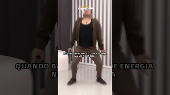 3h da manhã e eu querendo reorganizar a vida #HoraDoVentura