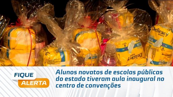 Alunos novatos de escolas públicas do estado tiveram aula inaugural no centro de convenções