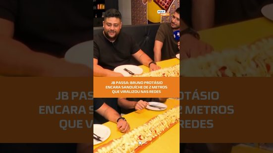 Gigante da gastronomia: Bruno Protásio encara desafio gastronômico durante o almoço #FiqueAlerta