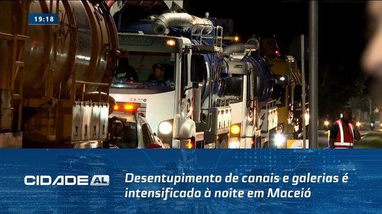 Ação Contra Alagamentos: Desentupimento de canais e galerias é intensificado à noite em Maceió