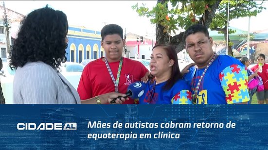 Mães de autistas cobram retorno de equoterapia em clínica que recebe repasse do governo