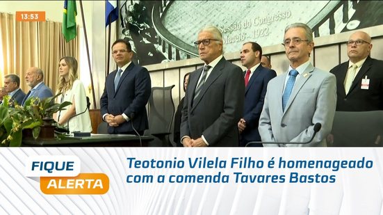Teotonio Vilela Filho é homenageado com a comenda Tavares Bastos