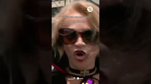 A vampirinha aproveitando muito o bloco Pinto da Madrugada