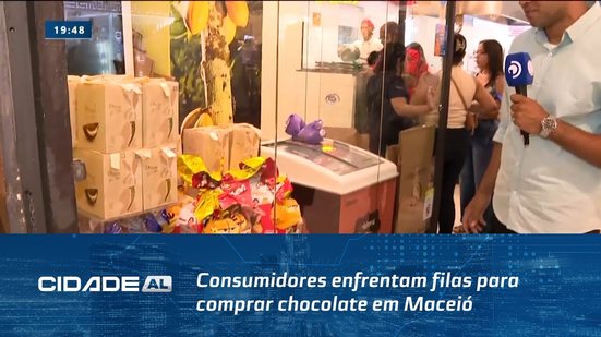 Páscoa: Consumidores enfrentam filas para comprar chocolate em Maceió
